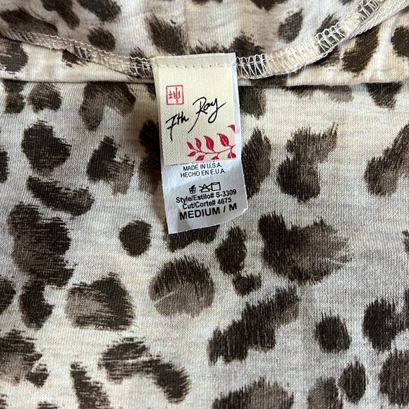 Purchased from pink blush long leopard skirt tags removed brand new - Picture 3 of 4